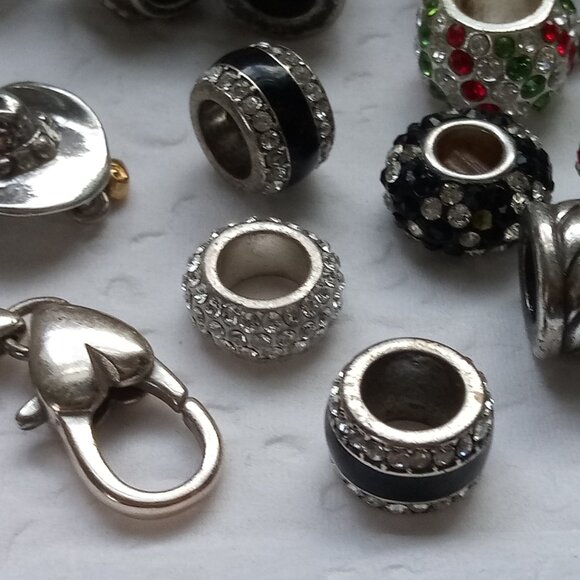 Brighton huge lot of over 40  charms beads and slider - Picture 12 of 16